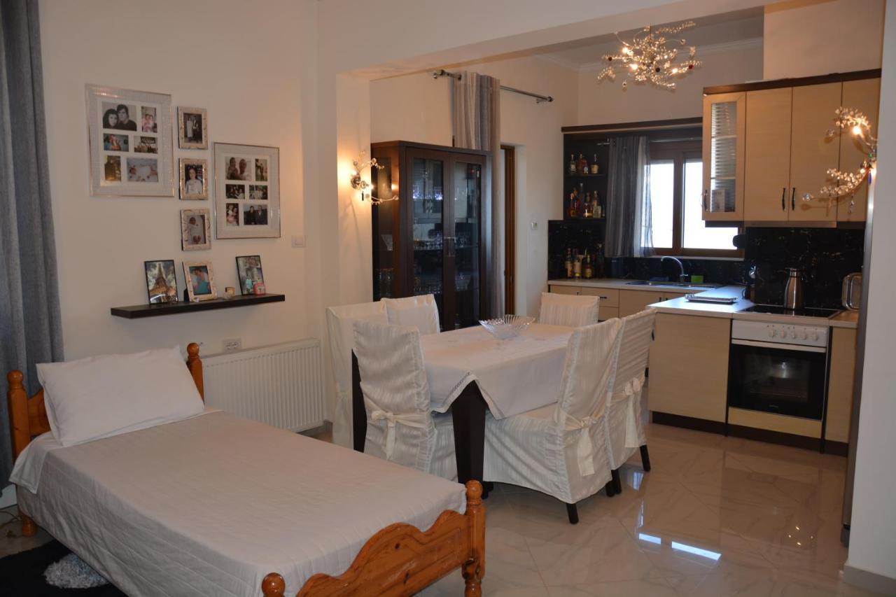 Guest House Memushi Gjirokastra Zewnętrze zdjęcie
