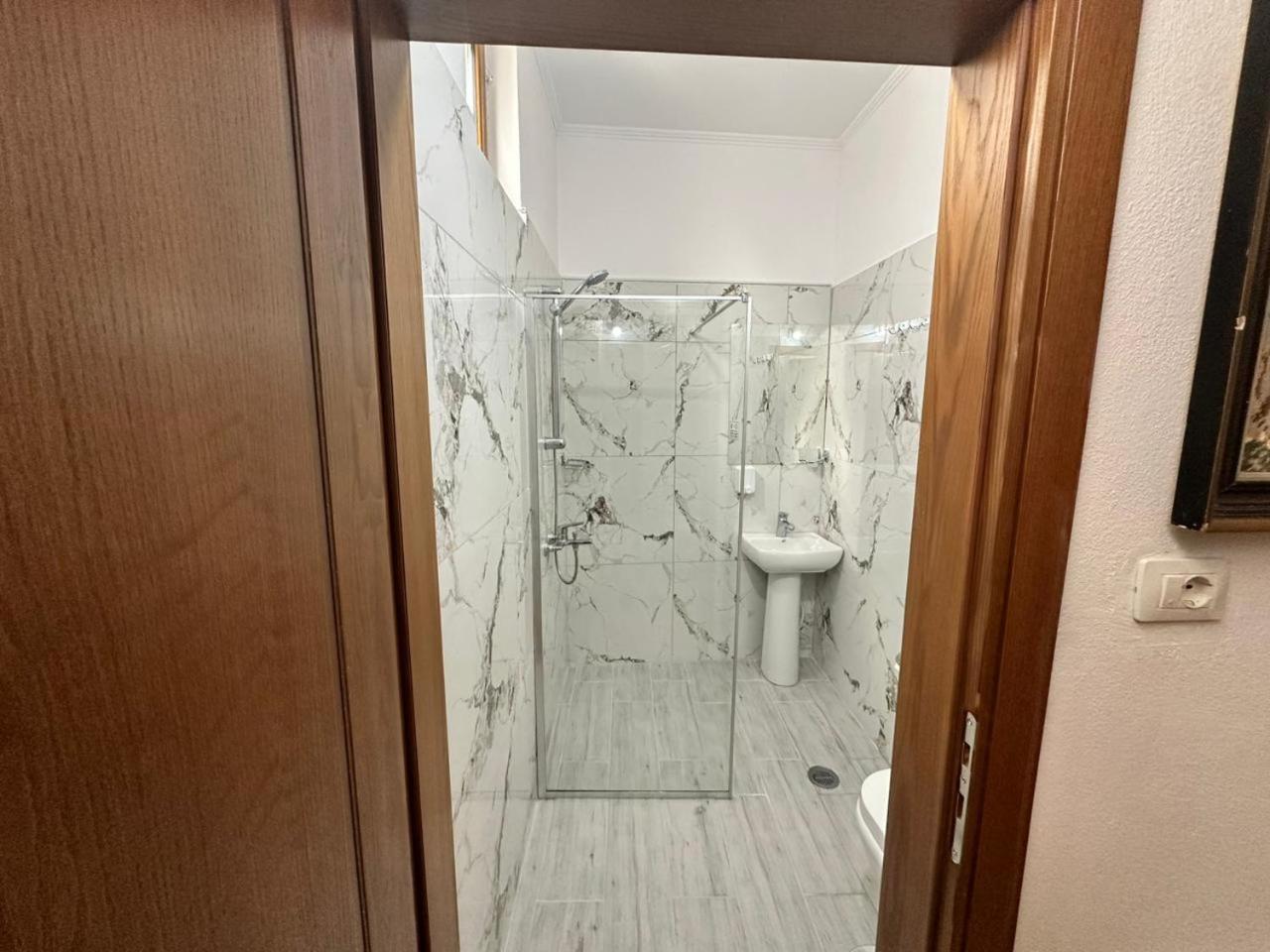 Guest House Memushi Gjirokastra Zewnętrze zdjęcie