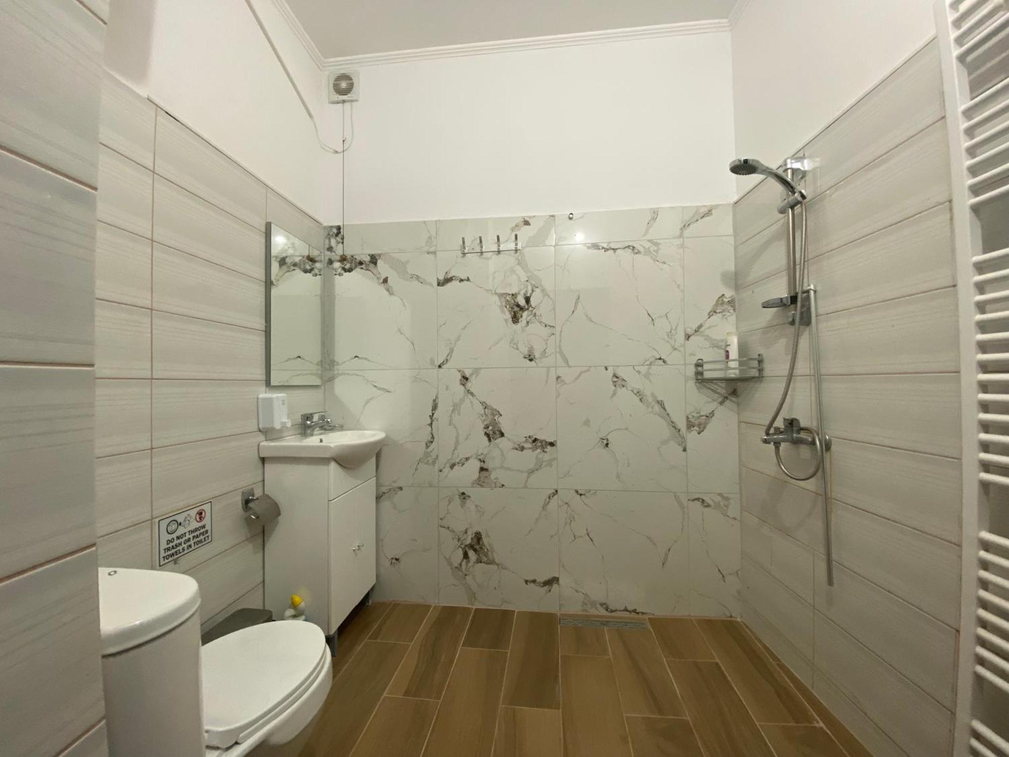 Guest House Memushi Gjirokastra Zewnętrze zdjęcie