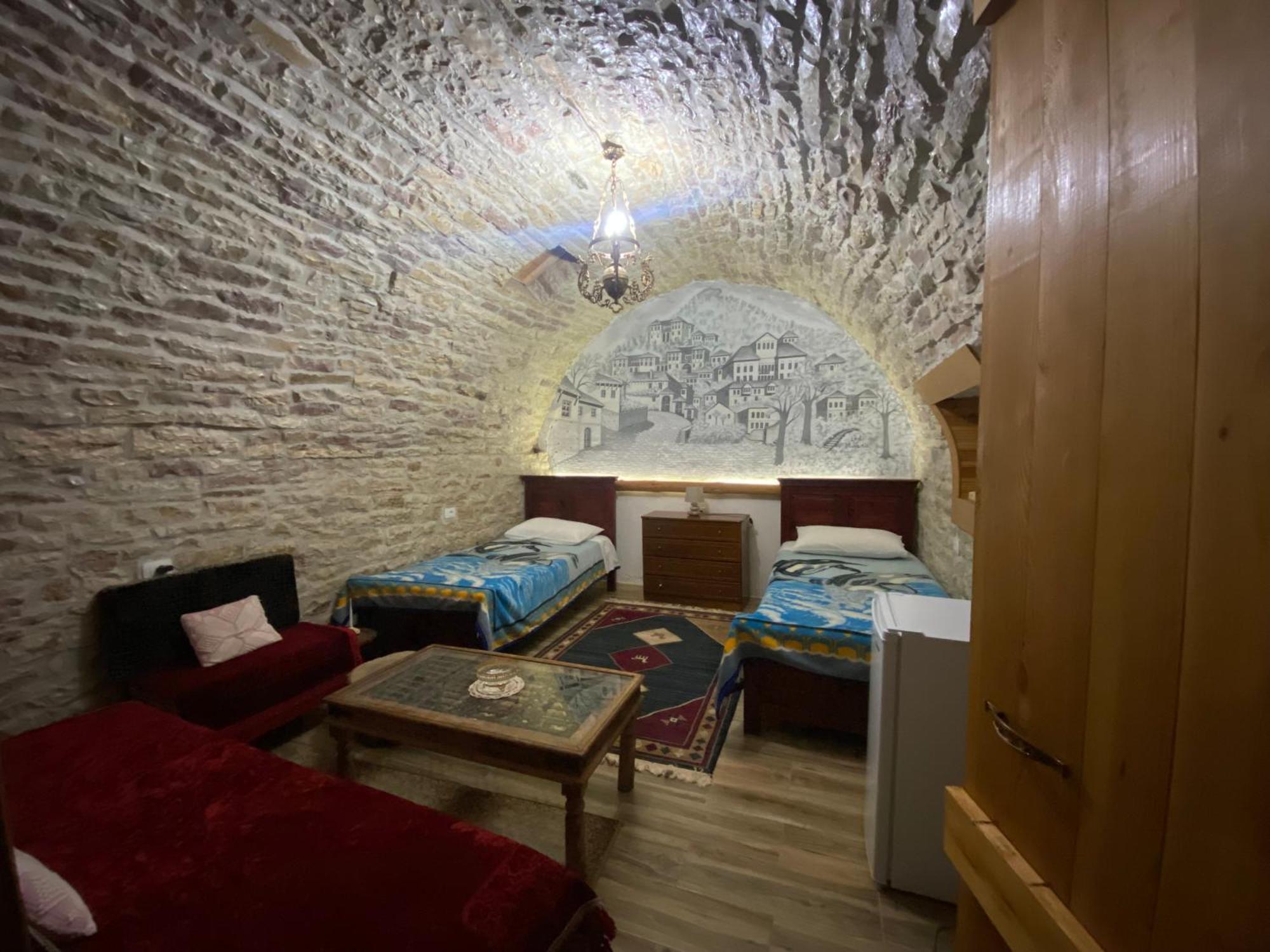 Guest House Memushi Gjirokastra Zewnętrze zdjęcie