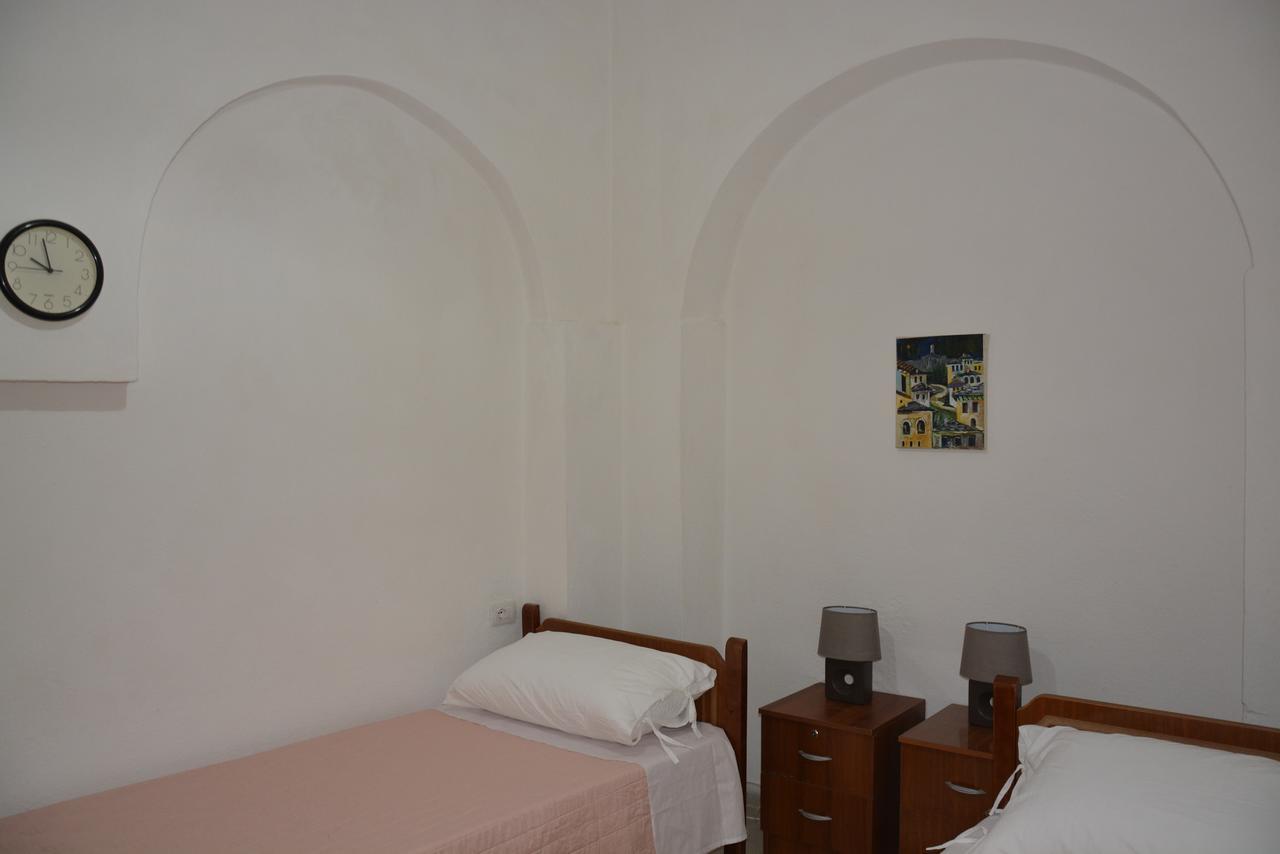 Guest House Memushi Gjirokastra Zewnętrze zdjęcie