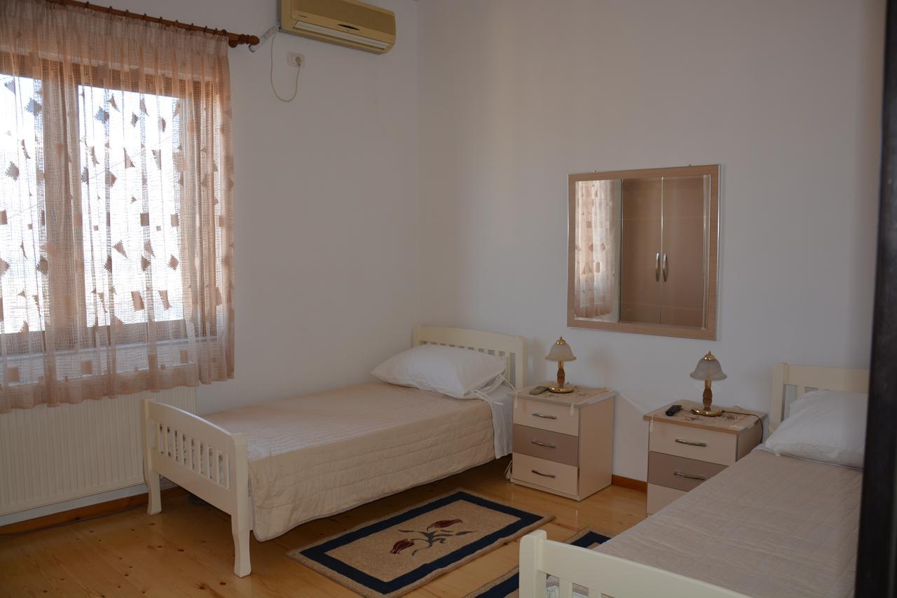 Guest House Memushi Gjirokastra Zewnętrze zdjęcie