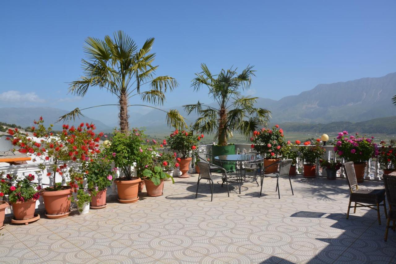 Guest House Memushi Gjirokastra Zewnętrze zdjęcie