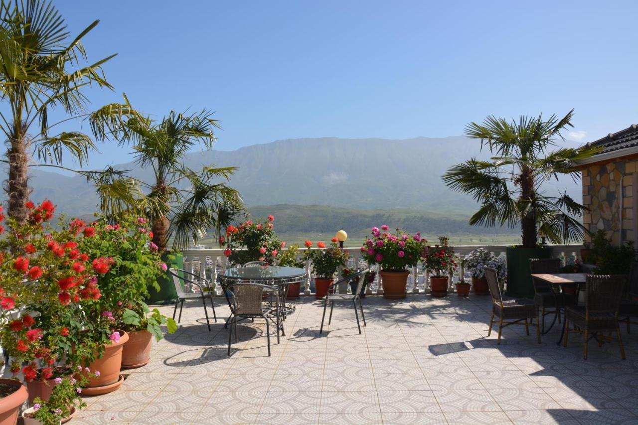 Guest House Memushi Gjirokastra Zewnętrze zdjęcie