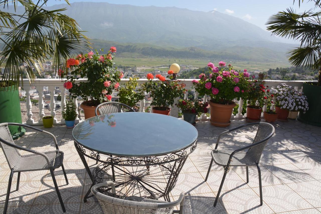 Guest House Memushi Gjirokastra Zewnętrze zdjęcie